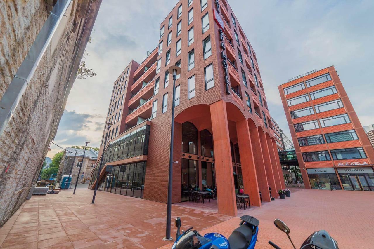 Modern Luxury Apartment In City Centre Tallinn Dış mekan fotoğraf